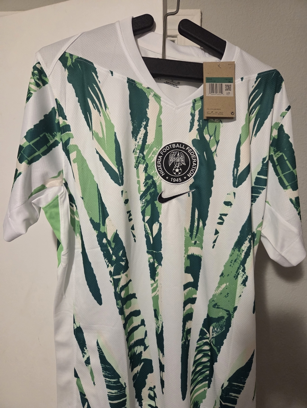 Nike Men's White & Green Graphic Football Jersey  NIGERIA
